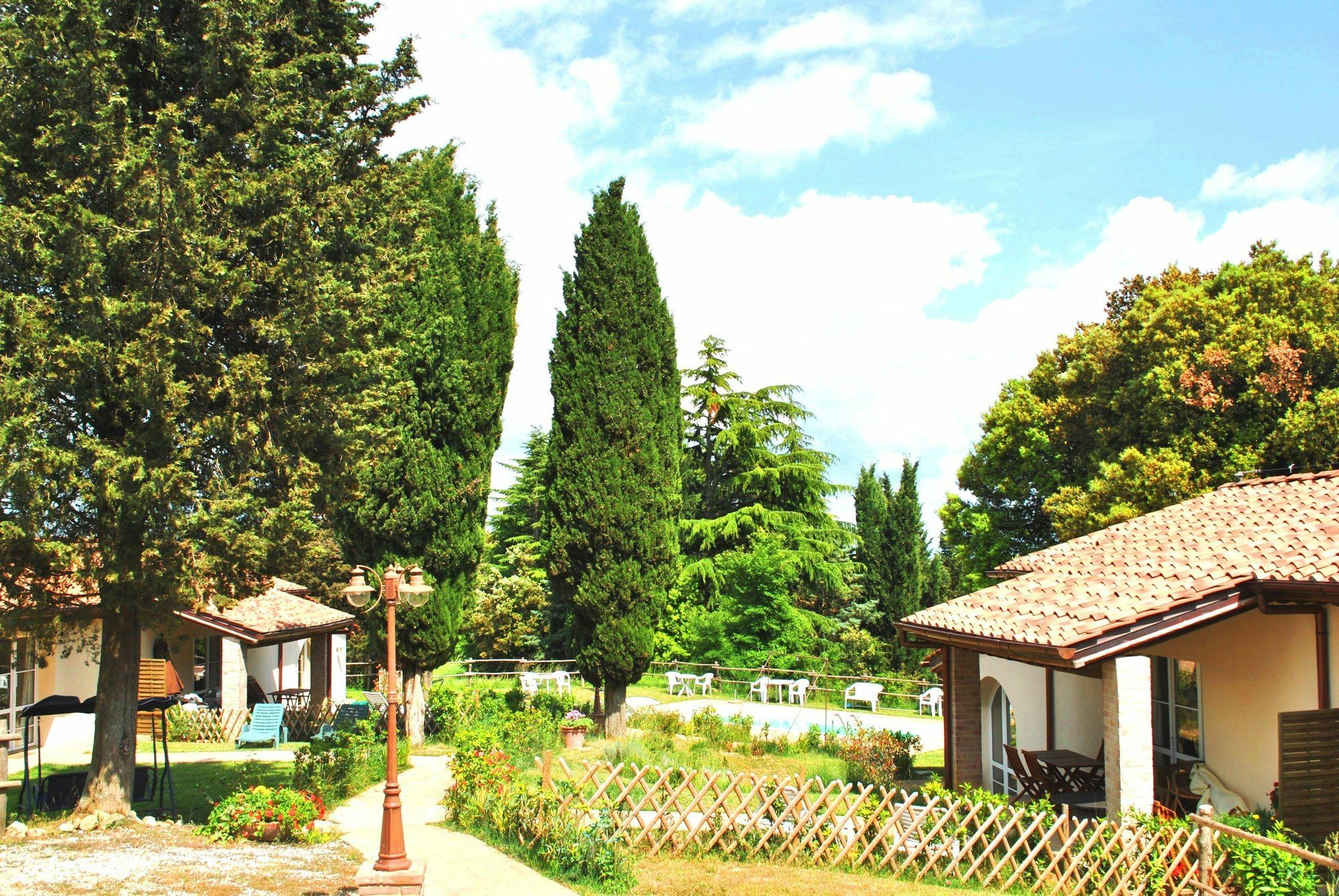 Borgo Le Colline Luxury Agriturismo In Tuscany Gambassi Terme Kültér fotó